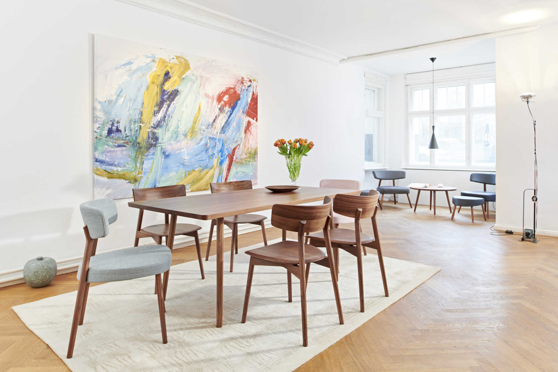 Marlon Gruppe mit Tisch